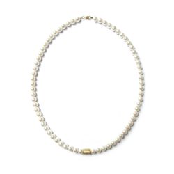Hvid halskæde med smuk forgyldt sølv perle